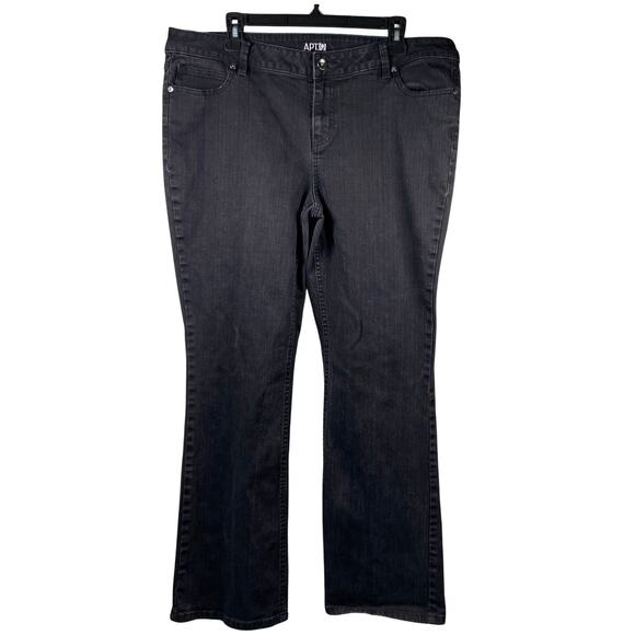 Apt 9 Maxwell Fit Bootcut Jeans Womens Size 18 Black denim Embellished Pockets - Picture 1 of 5